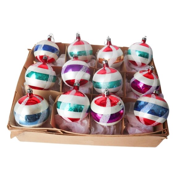 12 Vintage Mercury Glass Christmas Ornaments Hand Painted Mica Poland 1930's - Picture 1 of 5